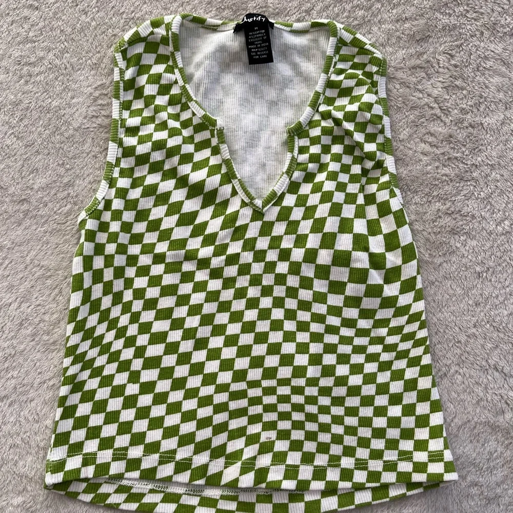 Justify medium top - Picture 2 of 3